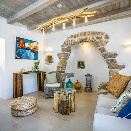 Heritage Laurel Villa