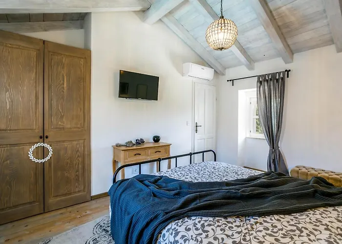 Heritage Laurel Villa Malinska