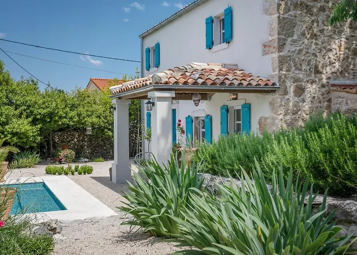 Heritage Laurel فيلة *