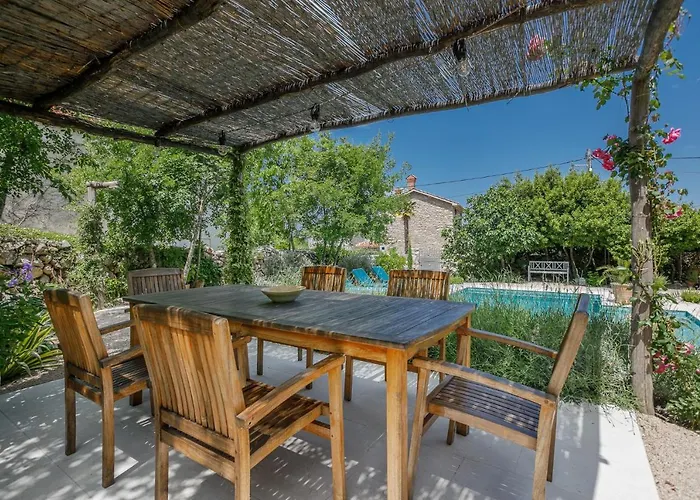 فيلة Heritage Laurel مالينسكا