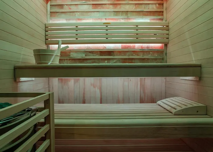 فيلة Heritage Laurel