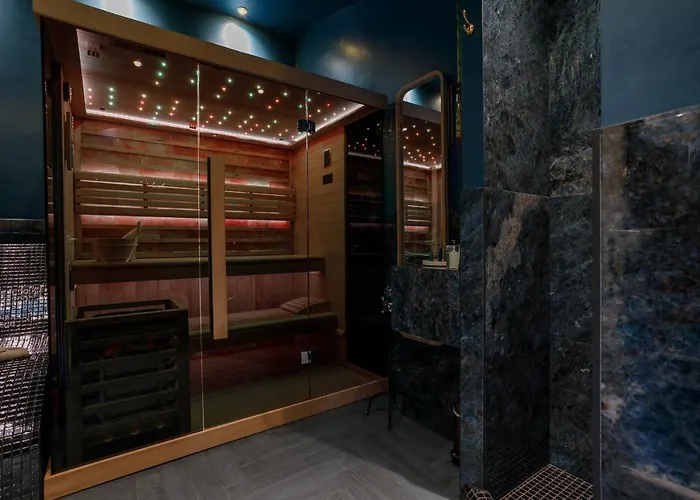 Heritage Laurel مالينسكا