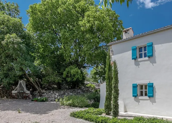 Heritage Laurel مالينسكا