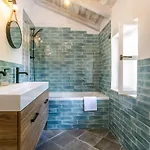 Heritage Laurel Vila *